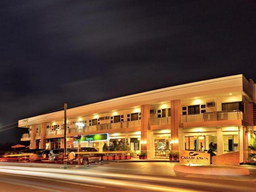 Casablanca Suites Legazpi Exterior foto
